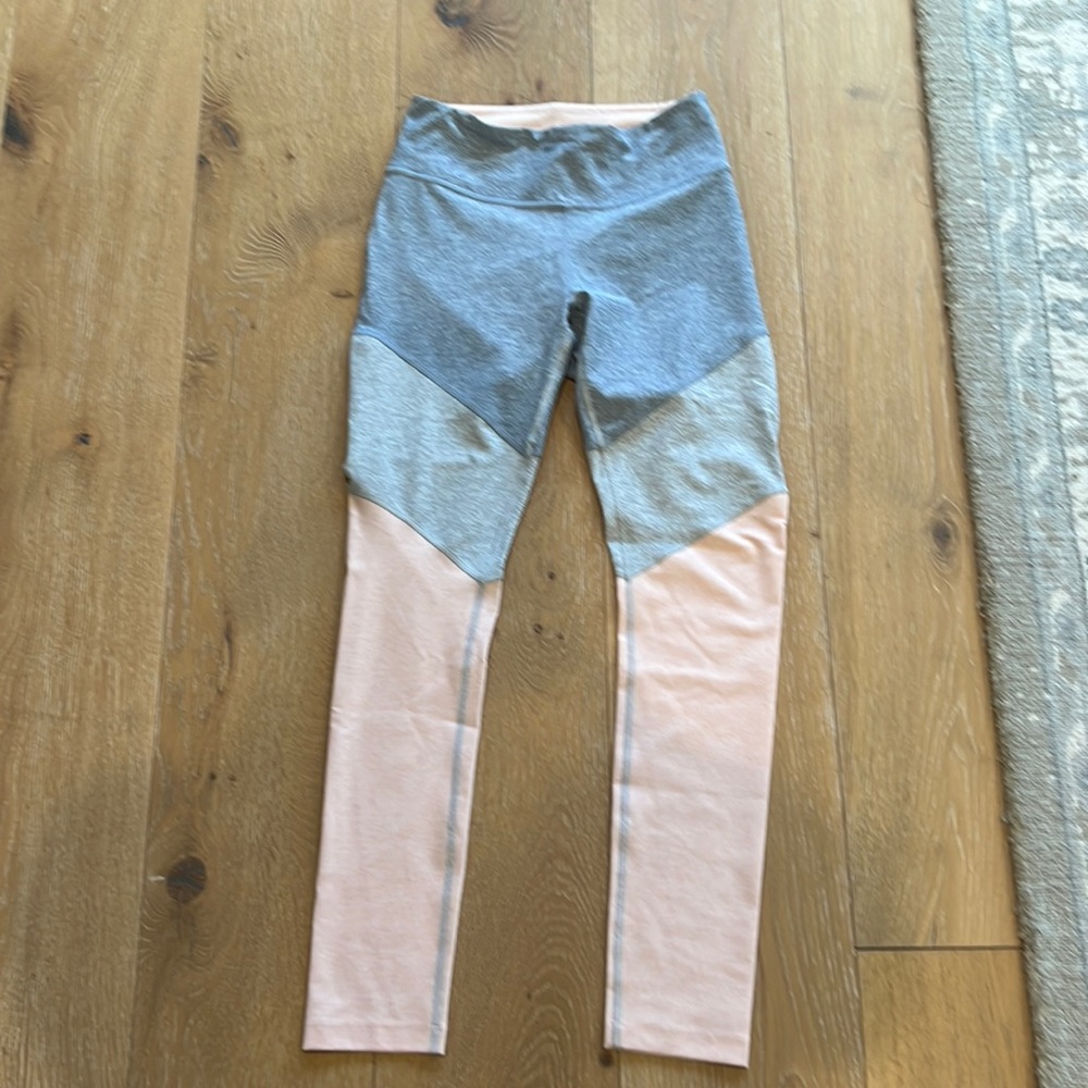 Outdoor voices leggings